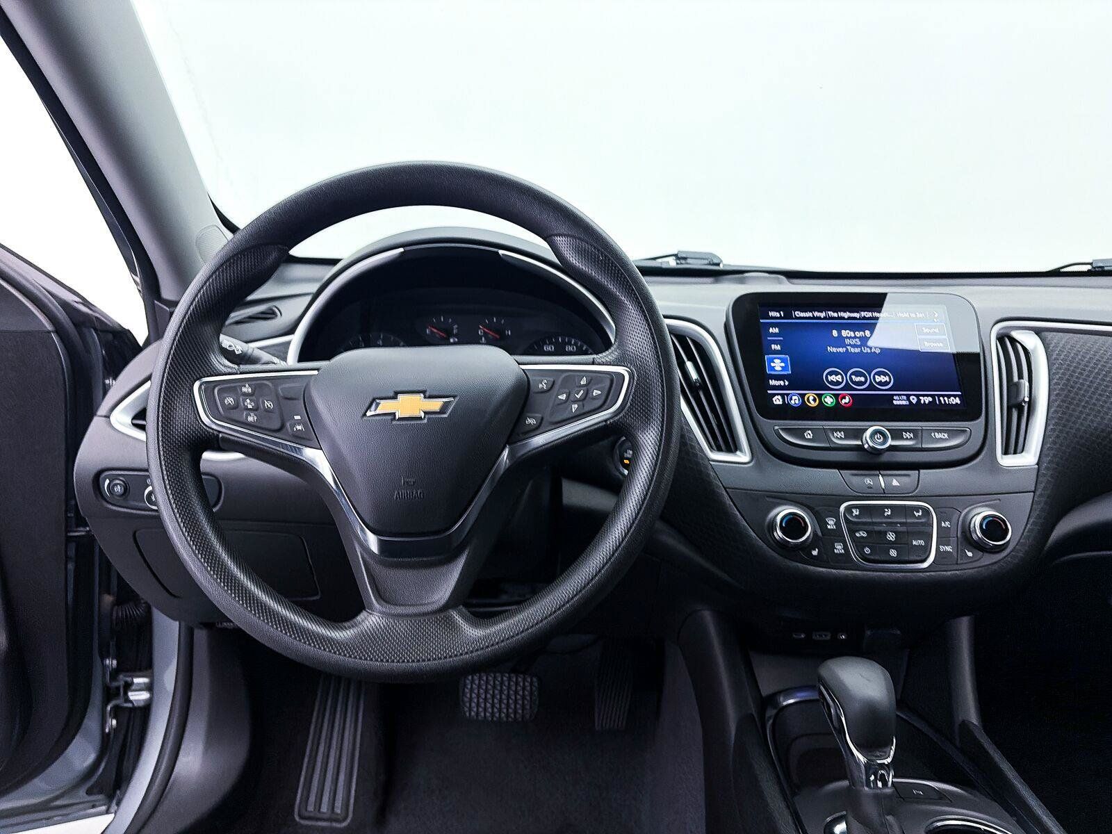 Used 2024 Chevrolet Malibu LT FWD image 5