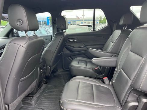 Used 2023 Chevrolet Traverse LT AWD/4WD image 21