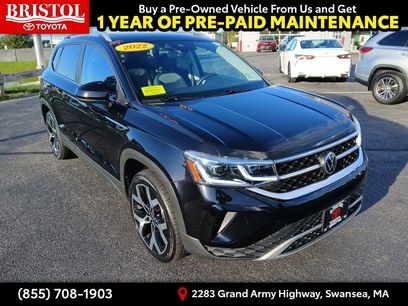 Used 2022 Volkswagen Taos SEL w/ Panoramic Sunroof Package