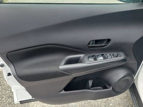 Used 2024 Nissan Kicks S FWD image 19