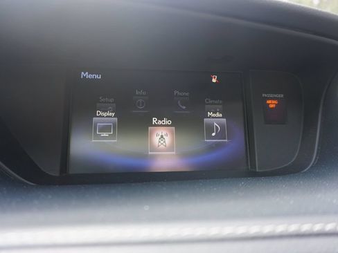 Used 2016 Lexus ES 350 w/ Premium Package w/Wood Trim FWD image 10