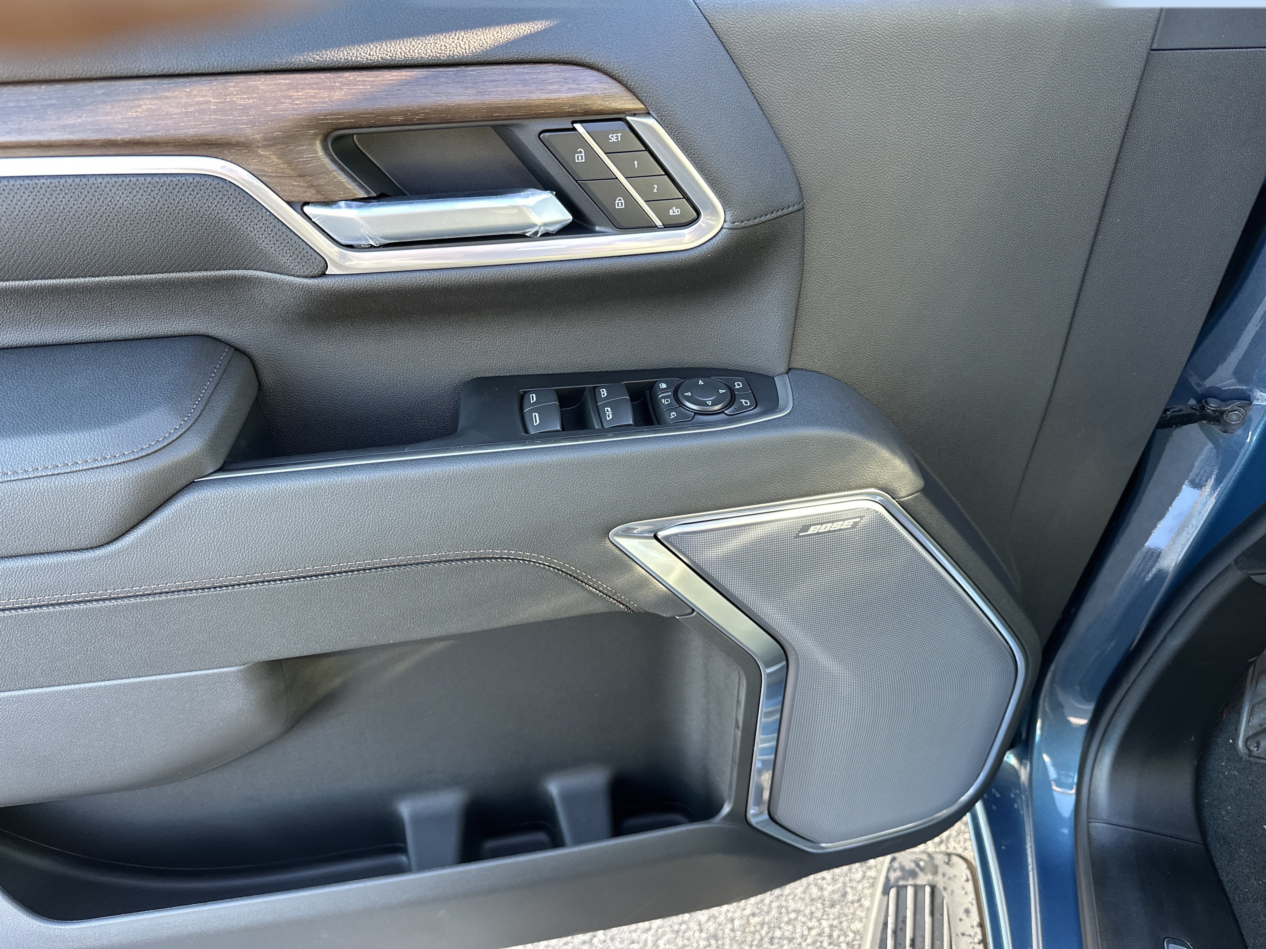 New 2026 Chevrolet Silverado 2500 High Country w/ High Country Premium Package AWD/4WD image 14