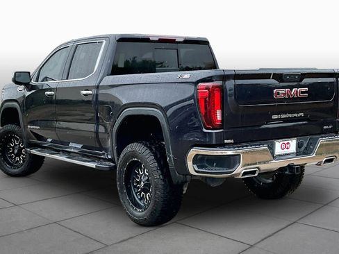 Used 2023 GMC Sierra 1500 SLT AWD/4WD image 12