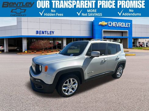 Used 2018 Jeep Renegade Latitude FWD image 1