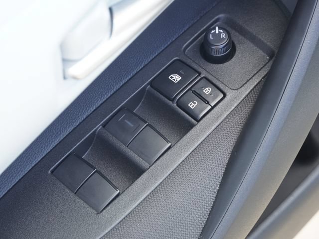 Used 2026 Toyota Corolla SE FWD image 19