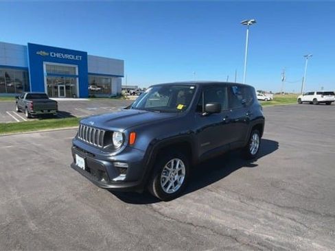 Used 2023 Jeep Renegade Latitude image 33