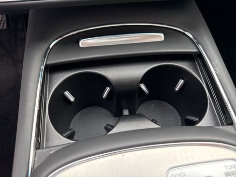 Used 2025 Genesis G90 3.5T image 24