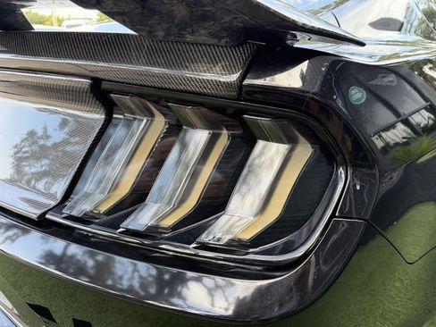 Used 2019 Ford Mustang GT RWD image 12