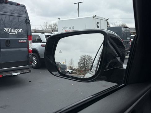 Used 2024 Jeep Grand Cherokee Limited w/ Trailer Tow Package image 13