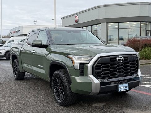 Used 2022 Toyota Tundra Limited image 2