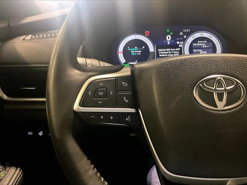 Used 2026 Toyota Grand Highlander AWD Hybrid image 24