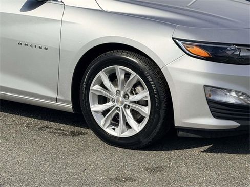 Used 2022 Chevrolet Malibu LT image 7