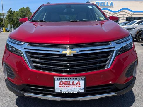 Used 2023 Chevrolet Equinox LT AWD/4WD image 3