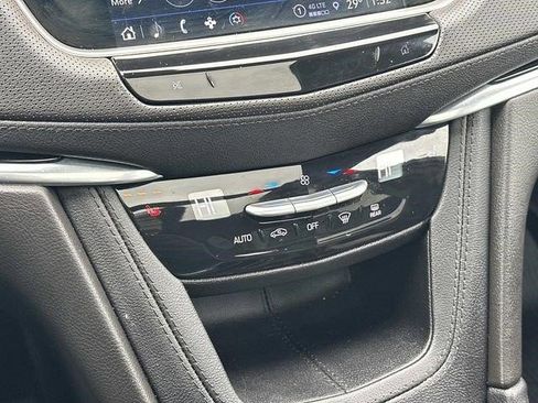 Certified 2024 Cadillac XT6 Luxury w/ LPO, Floor Liner Package AWD/4WD image 30