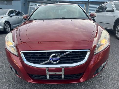 Used 2012 Volvo C70 T5 image 1