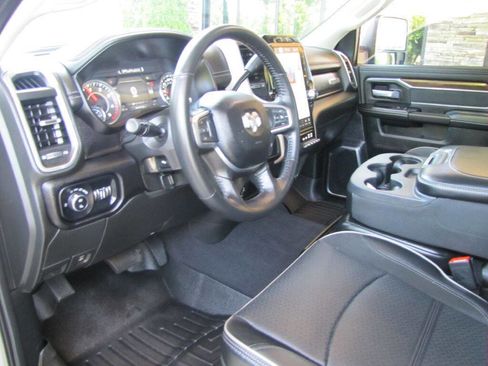 Used 2024 RAM 2500 Laramie image 14