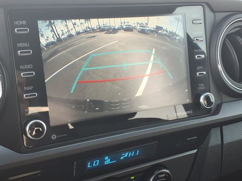 Certified 2021 Toyota Tacoma TRD Off-Road w/ Technology Package image 17