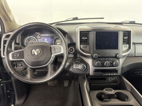 Used 2020 RAM 1500 Big Horn image 3
