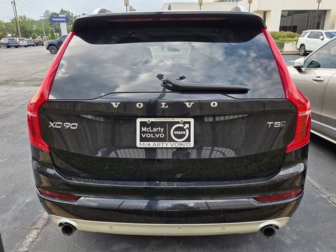 Used 2019 Volvo XC90 T5 Momentum AWD/4WD image 4