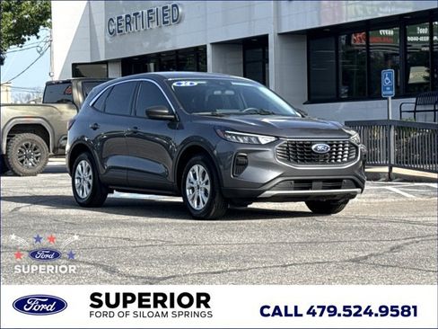 Used 2024 Ford Escape Active w/ Tech Pack #1 FWD image 1