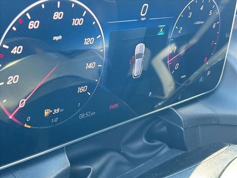 New 2026 Mercedes-Benz GLC 300 4MATIC image 11