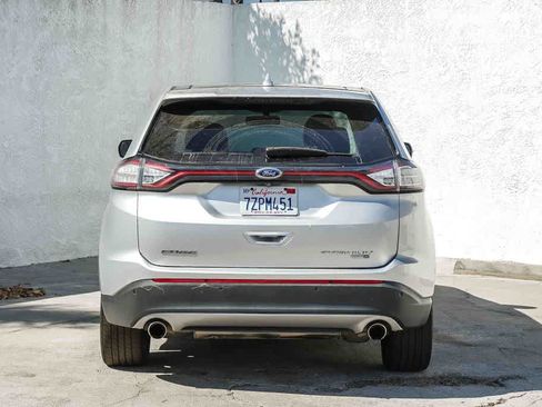 Used 2017 Ford Edge Titanium w/ Equipment Group 301A AWD/4WD image 7