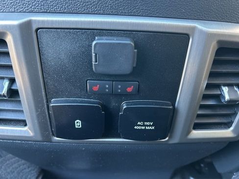 Used 2022 Ford F450 Platinum w/ FX4 Off-Road Package image 16