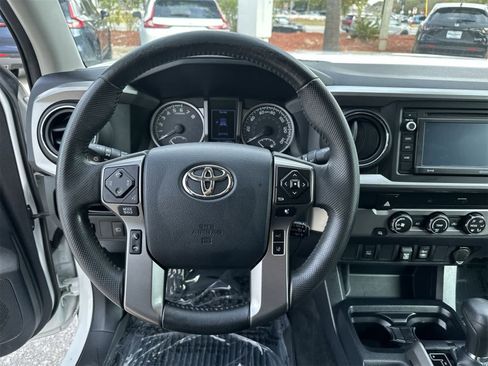 Used 2019 Toyota Tacoma SR5 image 18