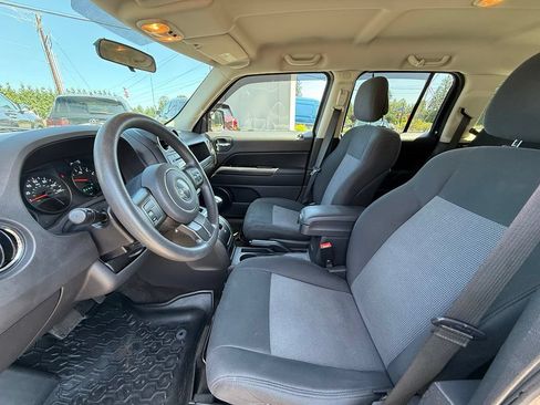 Used 2013 Jeep Patriot Sport w/ PWR Value Group FWD image 13