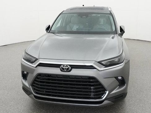 New 2026 Toyota Grand Highlander FWD image 51