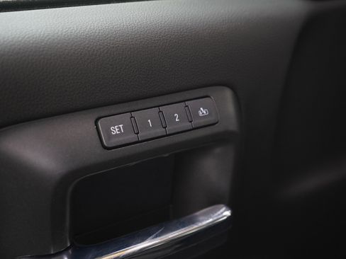 Used 2018 GMC Sierra 1500 SLT w/ SLT Premium Package AWD/4WD image 23