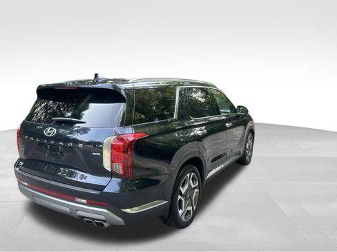 Used 2023 Hyundai Palisade Limited AWD/4WD image 5