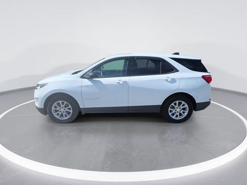 Used 2019 Chevrolet Equinox LS w/ LS Convenience Package FWD image 5