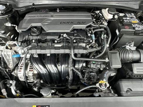 Used 2025 Kia K4 GT-Line FWD image 12