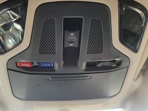 Certified 2022 Subaru Outback Touring image 30