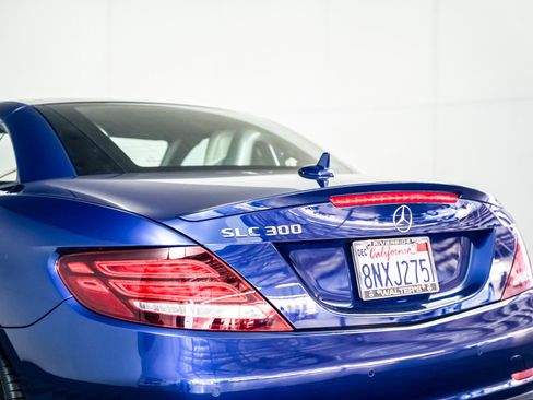 Certified 2020 Mercedes-Benz SLC 300 image 24