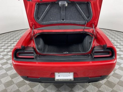 Used 2022 Dodge Challenger GT image 9