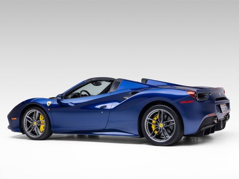 Certified 2017 Ferrari 488 Spider RWD image 8