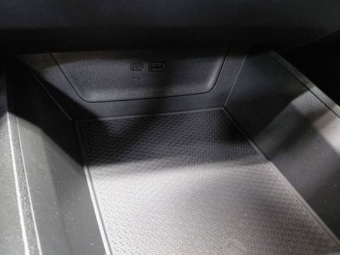 Used 2026 Chevrolet Equinox LT AWD/4WD image 43