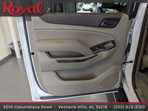 Used 2018 GMC Yukon XL SLT w/ Premium Edition RWD image 18