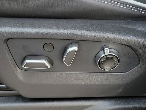 New 2026 GMC Yukon XL AT4 Ultimate w/ LPO, Floor Liner Package image 20