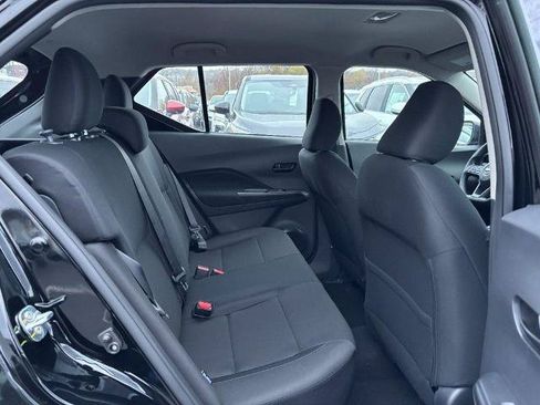Certified 2025 Nissan Kicks Play S FWD image 5