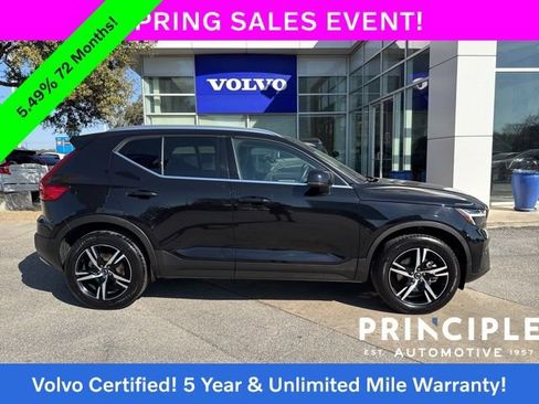 Certified 2025 Volvo XC40 B5 Core image 12