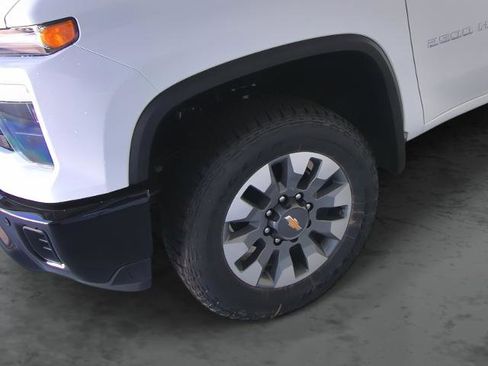 New 2026 Chevrolet Silverado 2500 Custom w/ Custom Value Package AWD/4WD image 7