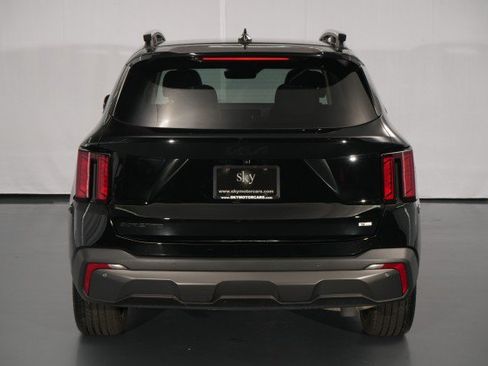 Used 2025 Kia Sorento X-Line EX AWD/4WD image 13