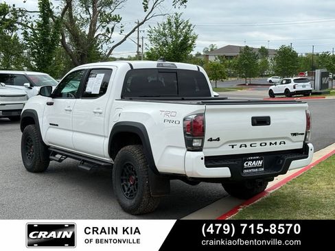 Used 2022 Toyota Tacoma TRD Pro AWD/4WD image 5