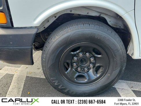 Used 2006 Chevrolet Express 2500 Extended w/ Power and Light Package RWD image 8