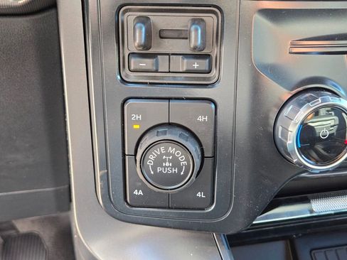 New 2026 Ford F150 Lariat image 17