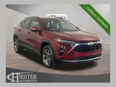Used 2025 Chevrolet Trax LT w/ LT Convenience Package