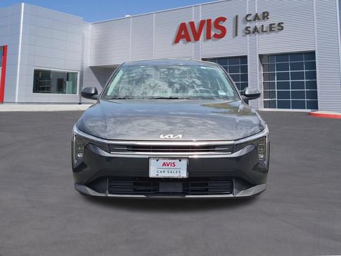 Used 2025 Kia K4 FWD image 2